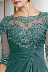 Beautiful Long Green A-line Lacy Chiffon Dress with Elegant Sleeves for Mother of the Bride