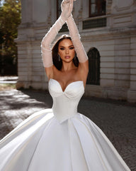 Stunning Long White A-line Satin Sleeveless Ball Gown Wedding Dress