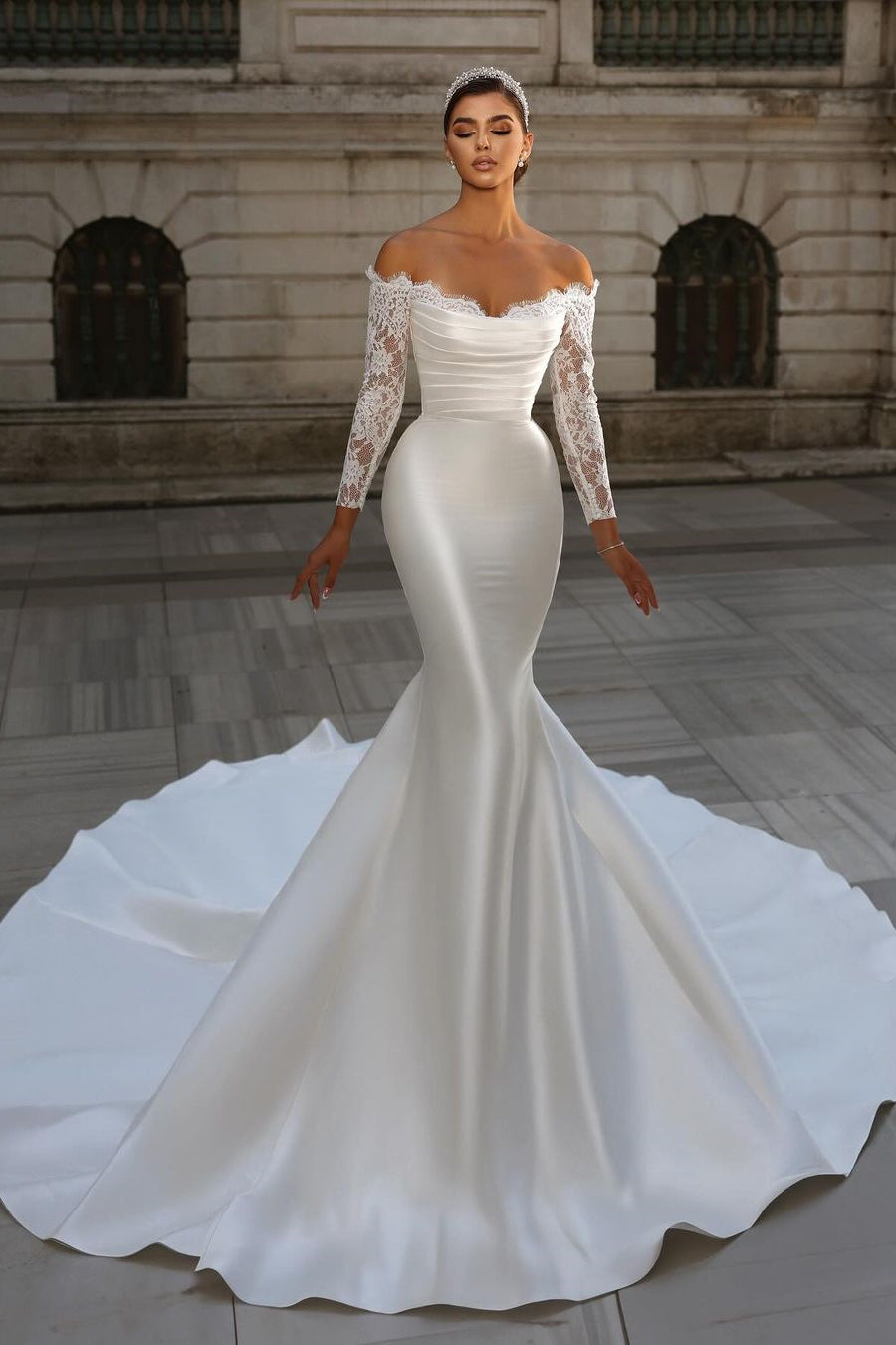 Charming Long White Off-the-shoulder Mermaid Lace Wedding Dress With Detachable Train