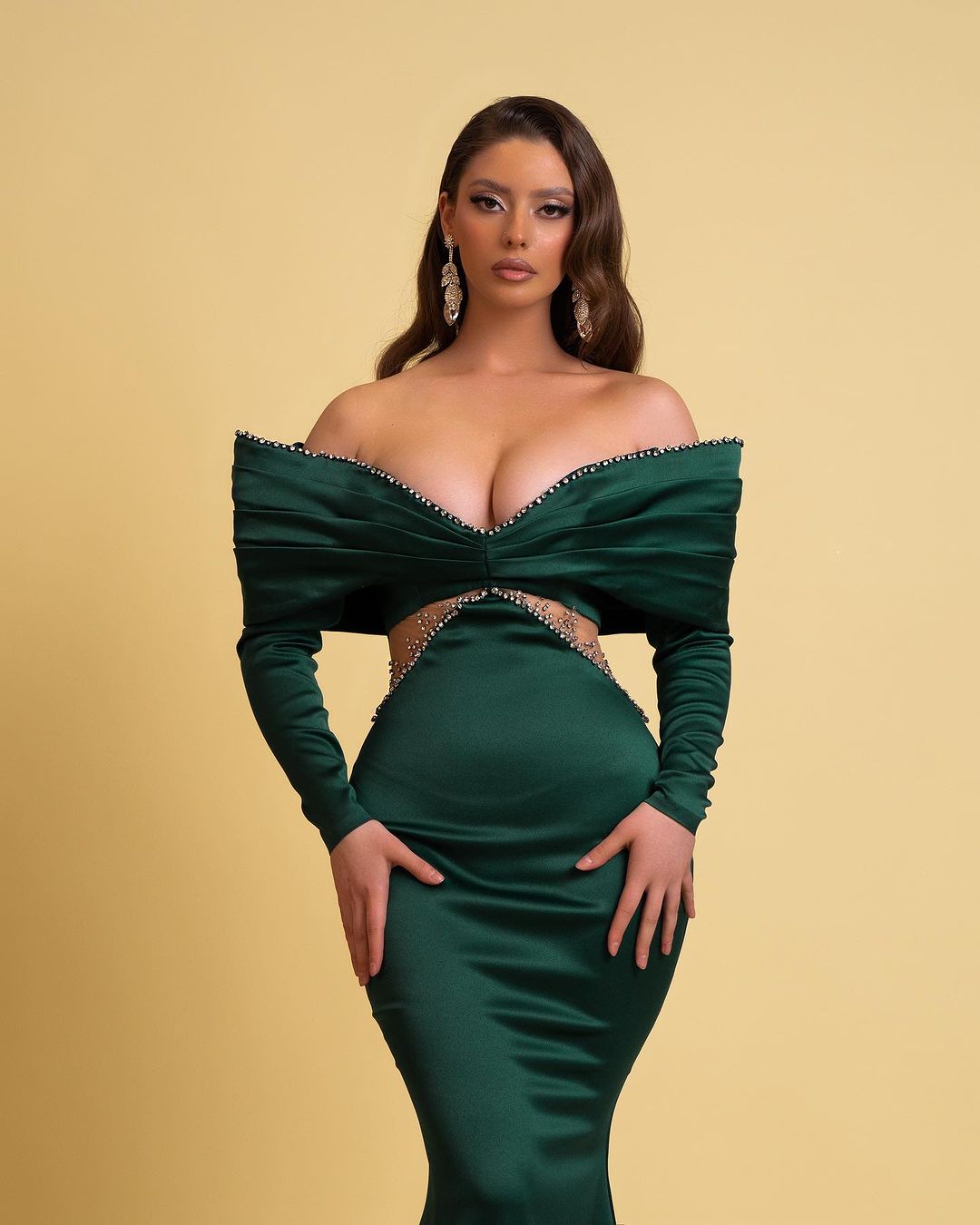 Designer Long Dark Green Mermaid Dress Off-the-shoulder Style With Rhinestones And Long Sleeves