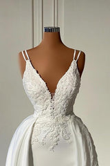 Glamorous Long Ivory A-line V-neck Sleeveless Lacy Wedding Dress