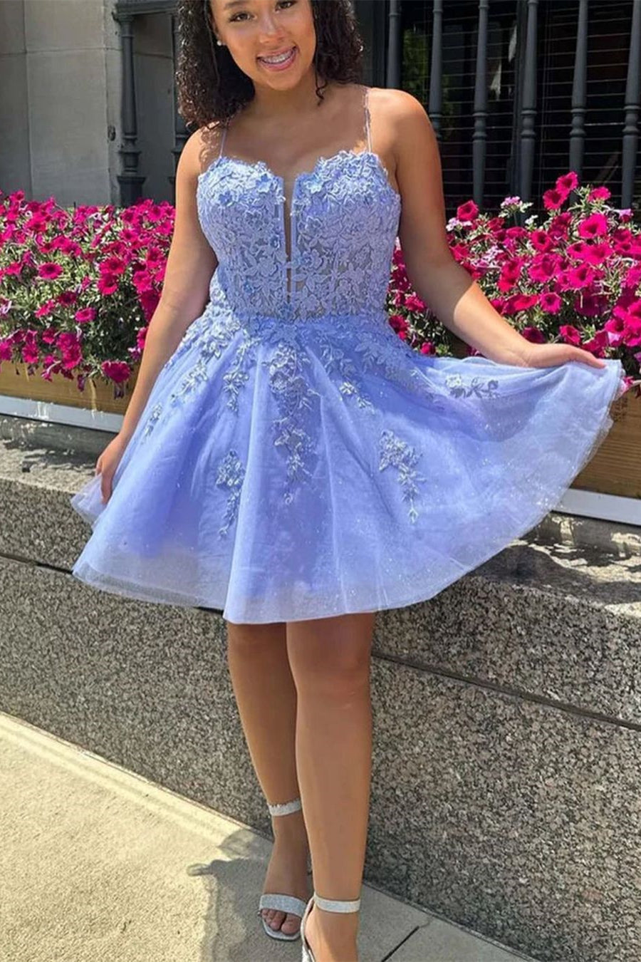 Gorgeous Short Spaghetti Strap Lace Glitter Dress Sleeveless for Homecoming