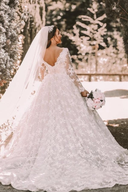 Ball gown Long sleeves Lace round neck Tulle Wedding Dress