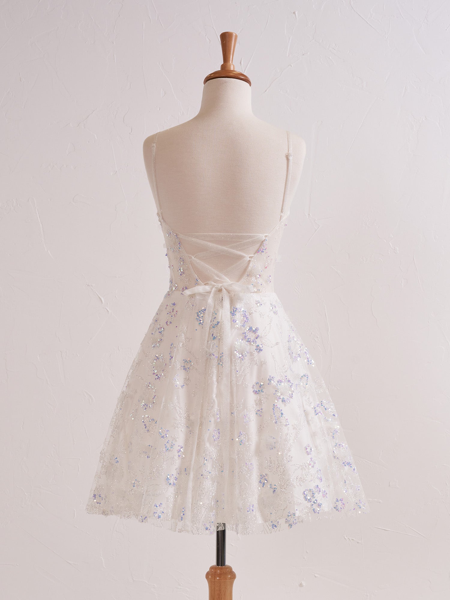 Elowyn Lavender Floral Strapless Sweetheart Short Homecoming Dress