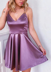 A-Line V-Neck Sleeveless Charmeuse Short/Mini Homecoming Dress