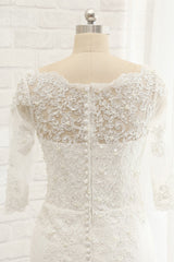 Affordable Jewel White Tulle Lace Wedding Dress Half Sleeves Appliques Bridal Gowns Online