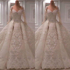 Affordable Longsleeves Ivory Lace Wedding Dresses With Appliques A-line Ruffles Bridal Gowns On Sale