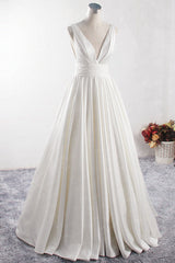 Affordable V-neck Satin White Wedding Dress Sleeveless Ruffles Bridal Gowns On Sale