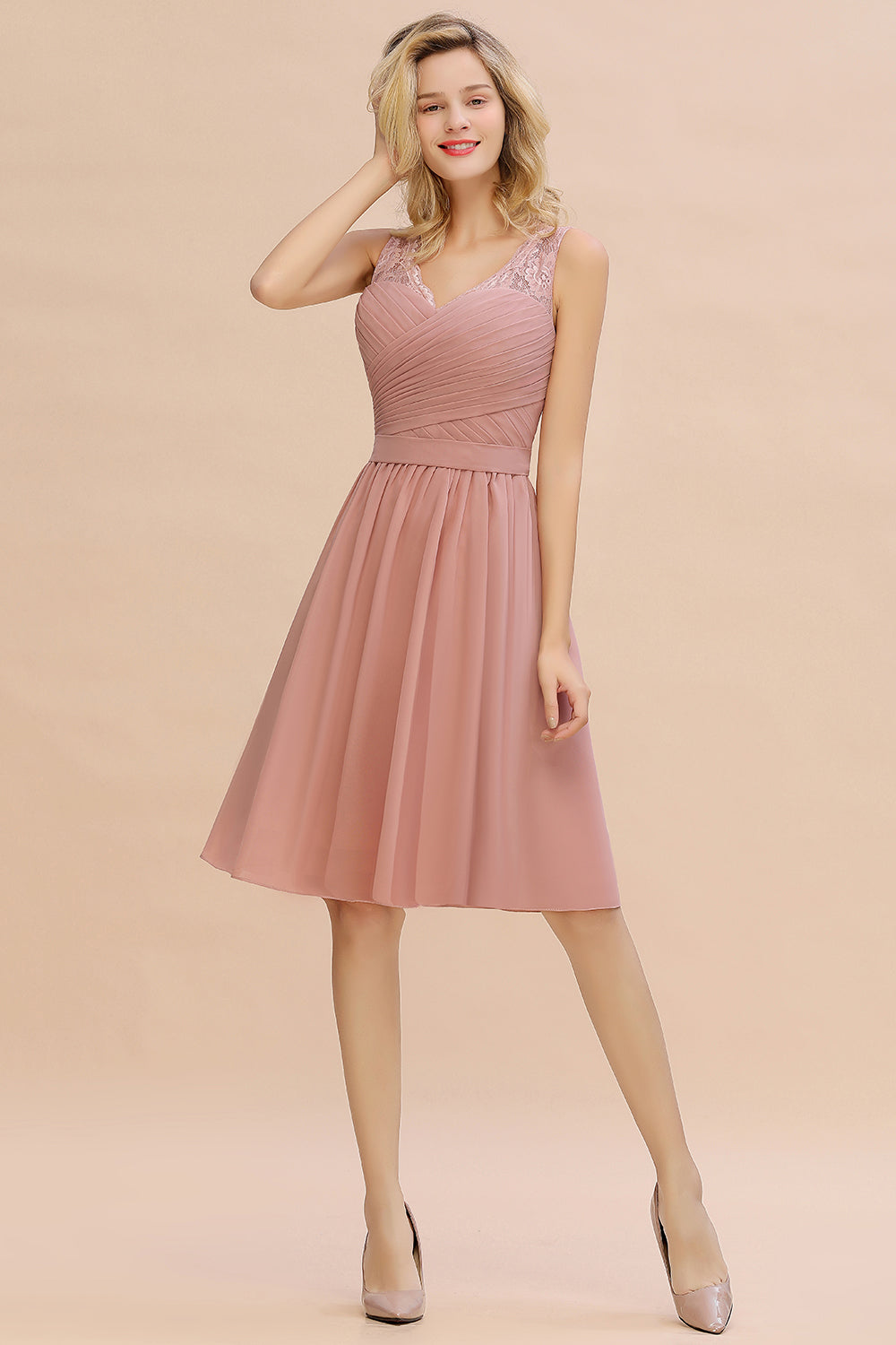 Affordable V-Neck Sleeveless Ruffles Short Lace Bridesmaid dresses Online