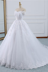 Affordable White Off-the-shoulder Lace Wedding Dresses With Appliques Tulle Ruffles Bridal Gowns On Sale