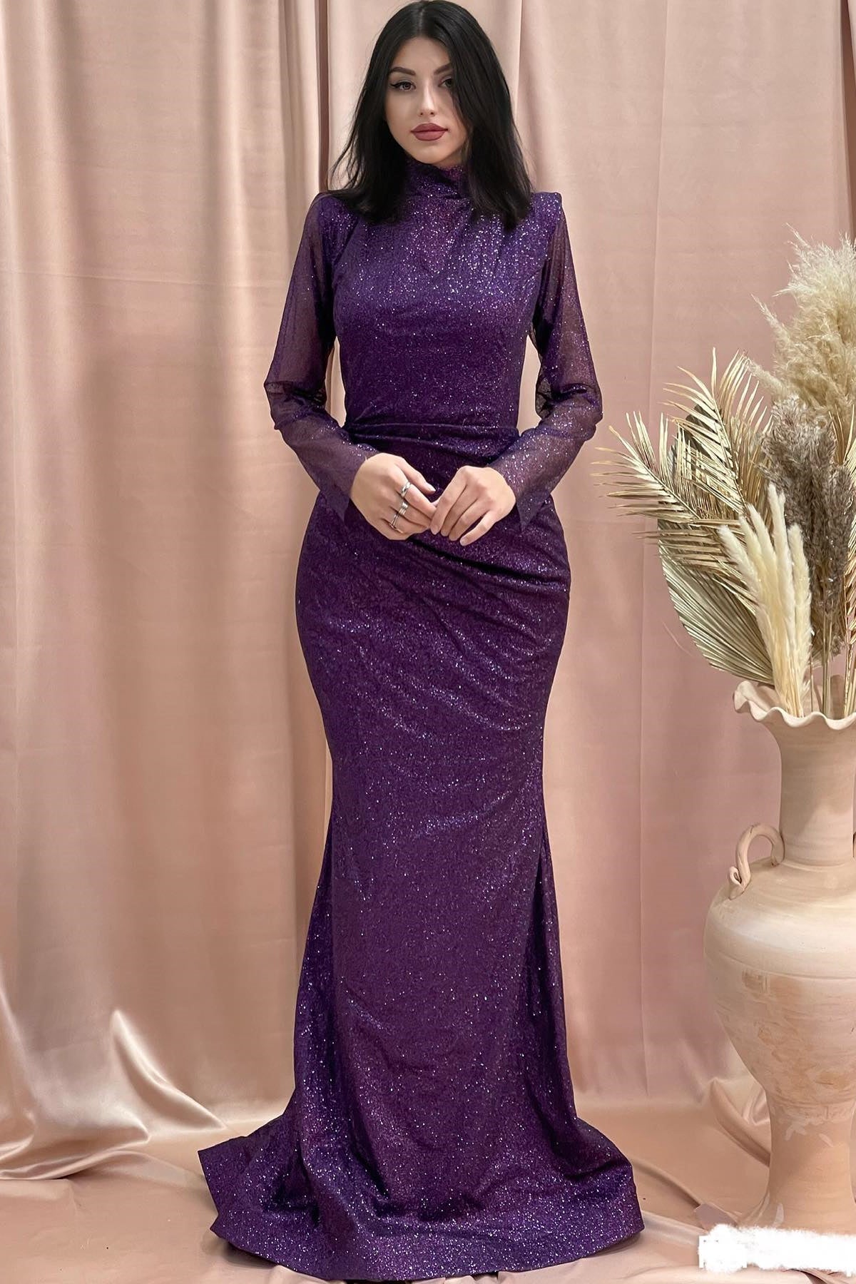 Amazing Column High Neck Long Sleeve Sequined Satin Prom Gown