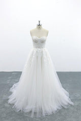 Appliques Strapless Tulle A-line Wedding Dress On Sale