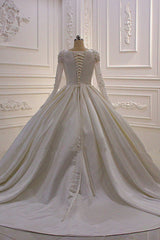 Ball Gown Satin Long Sleeves Wedding dress Jewel Ruffles Flowers Bedaings Bridal Gowns On sale