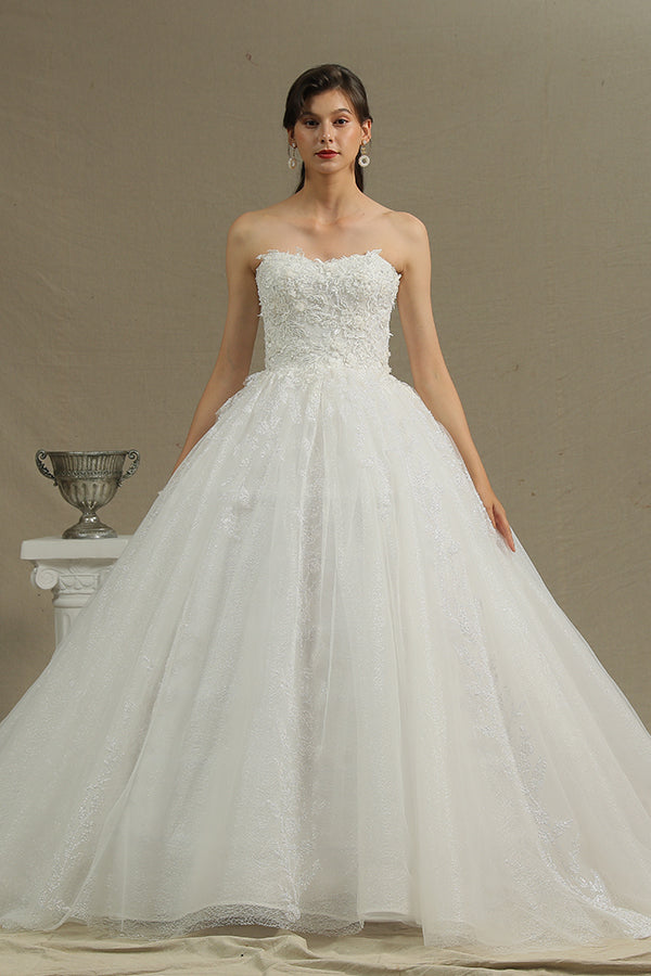 Ball Gown Sweetheart Lace Wedding Dress