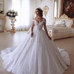 Ball Gown Wedding Dress V-Neck With Lace Appliques