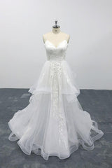 Best Appliques Spaghetti Strap Tulle Wedding Dress On Sale