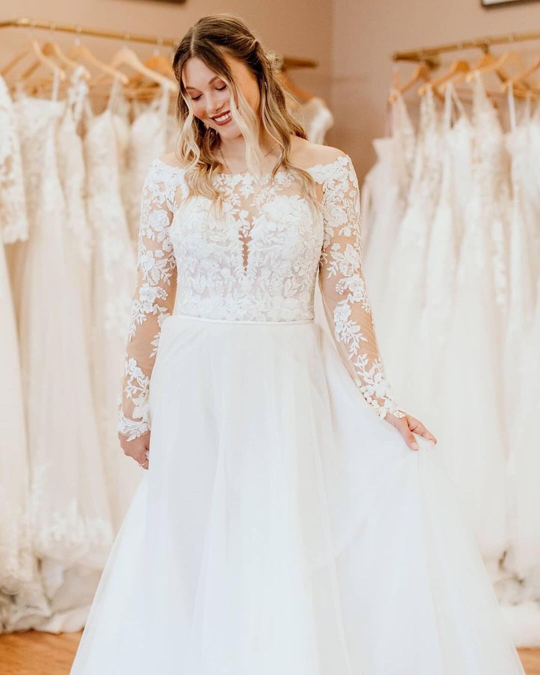 Off-the-Shoulder Long Sleeves Wedding Dress With Lace Appliques