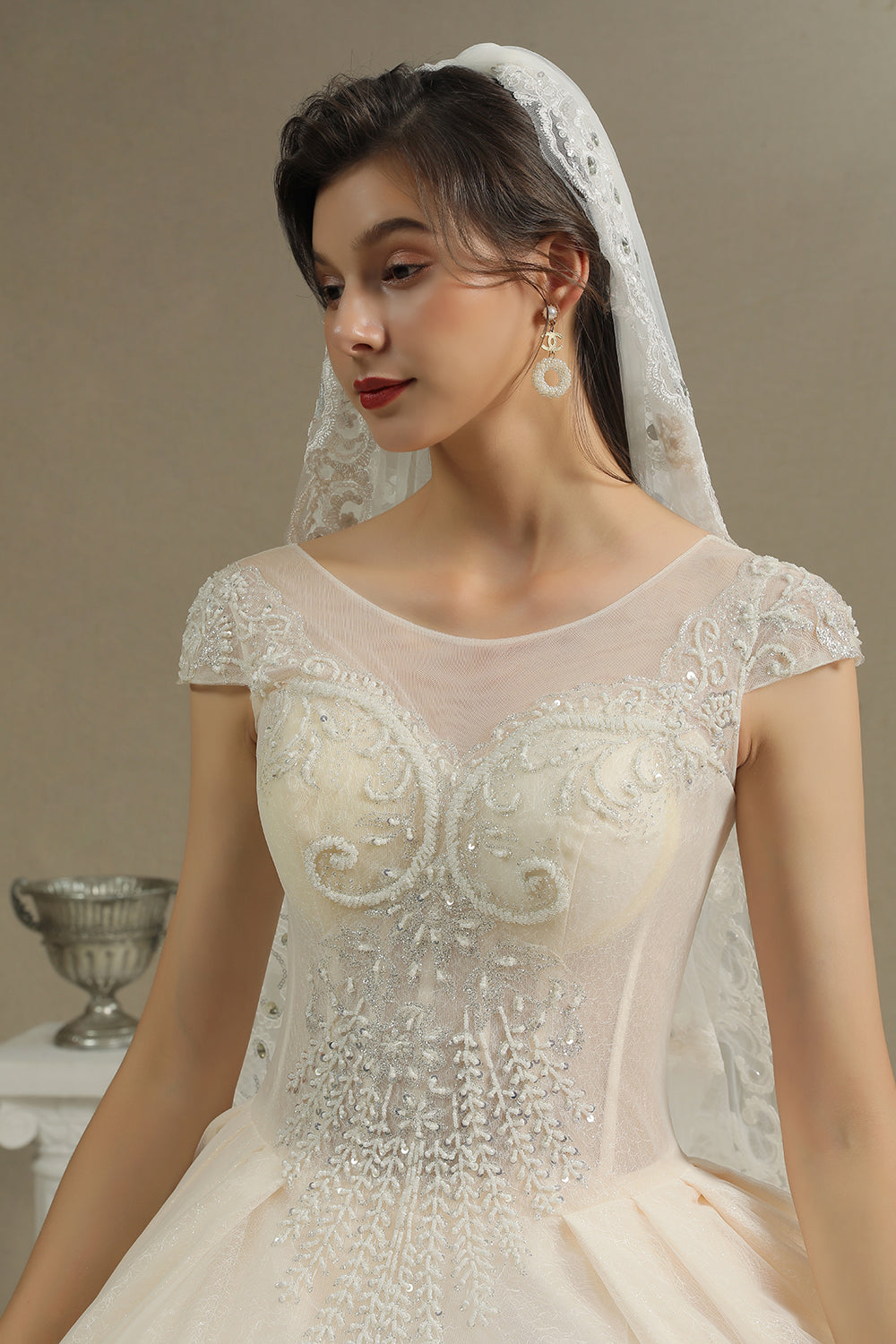 Cap Sleeves Lace Ball Gown Wedding Scoop Neck