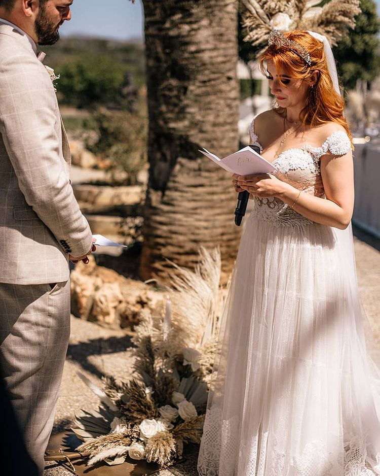 Cap Sleeves Tulle Summer Wedding Dress With Lace