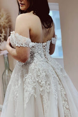 Charming Off-the-Shoulder Strapless A-Line Lace Tulle Bridal Gown