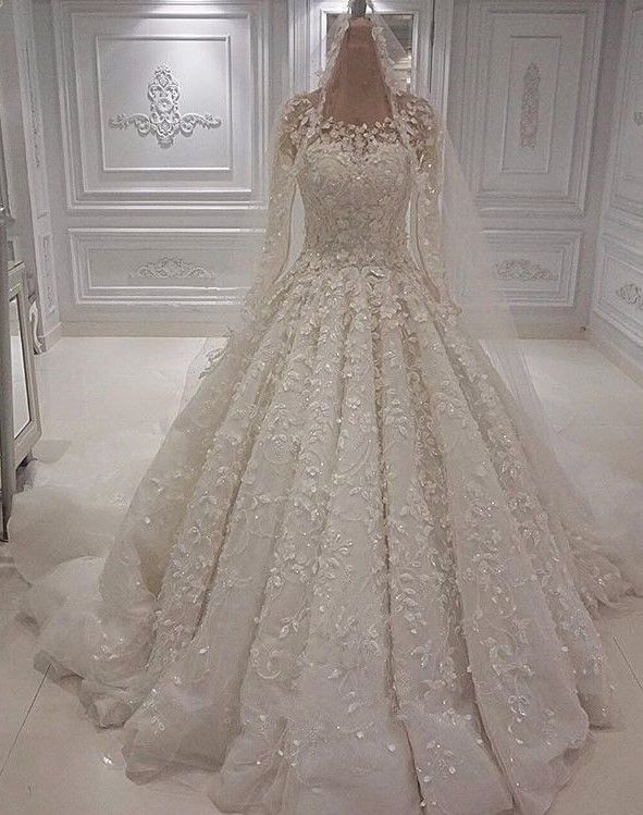 Chic  A-line Jewel Longsleeves Wedding Dresses With Appliques Ivory Tulle Ruffles Bridal Gowns On Sale