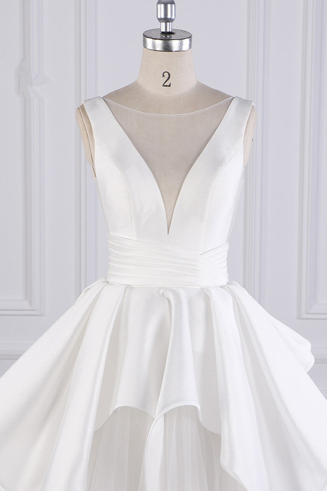 Chic Ball Gown Jewel Layers Tulle Wedding Dress White Sleeveless Ruffles Bridal Gowns Online