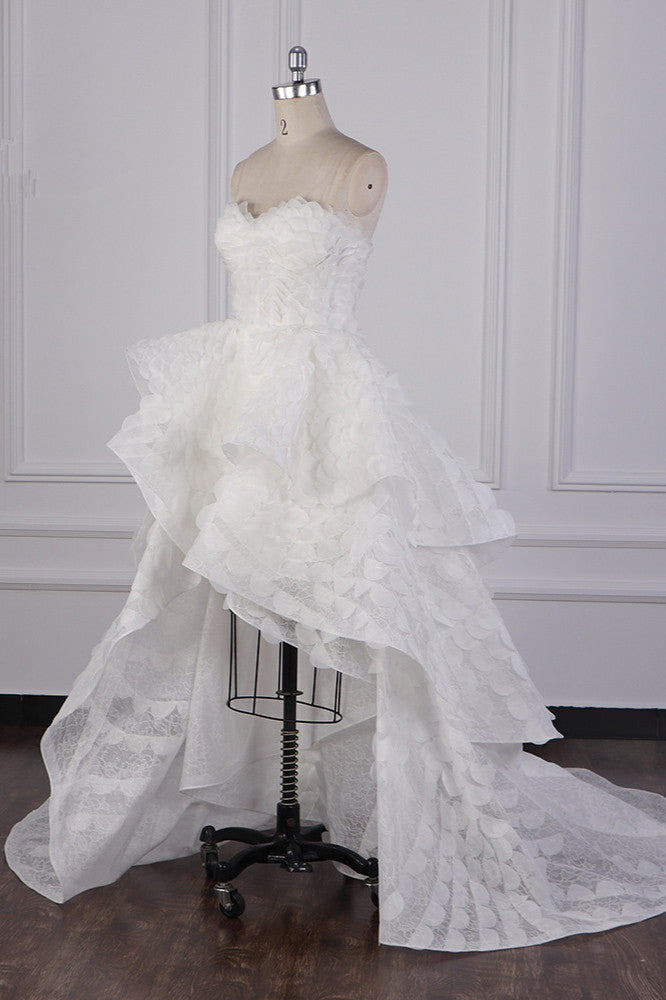 Chic Hi-Lo Strapless Tulle Wedding Dress Appliques Sleeveless Bridal Gowns Online