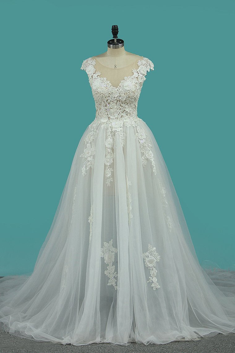 Chic Jewel Sleeveless Lace Wedding Dress Tull Appliques Ruffles Bridal Gowns Online