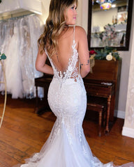 Chic Long Mermaid V-neck Sleeveless Lace Wedding Dress with Detailed Embellishments