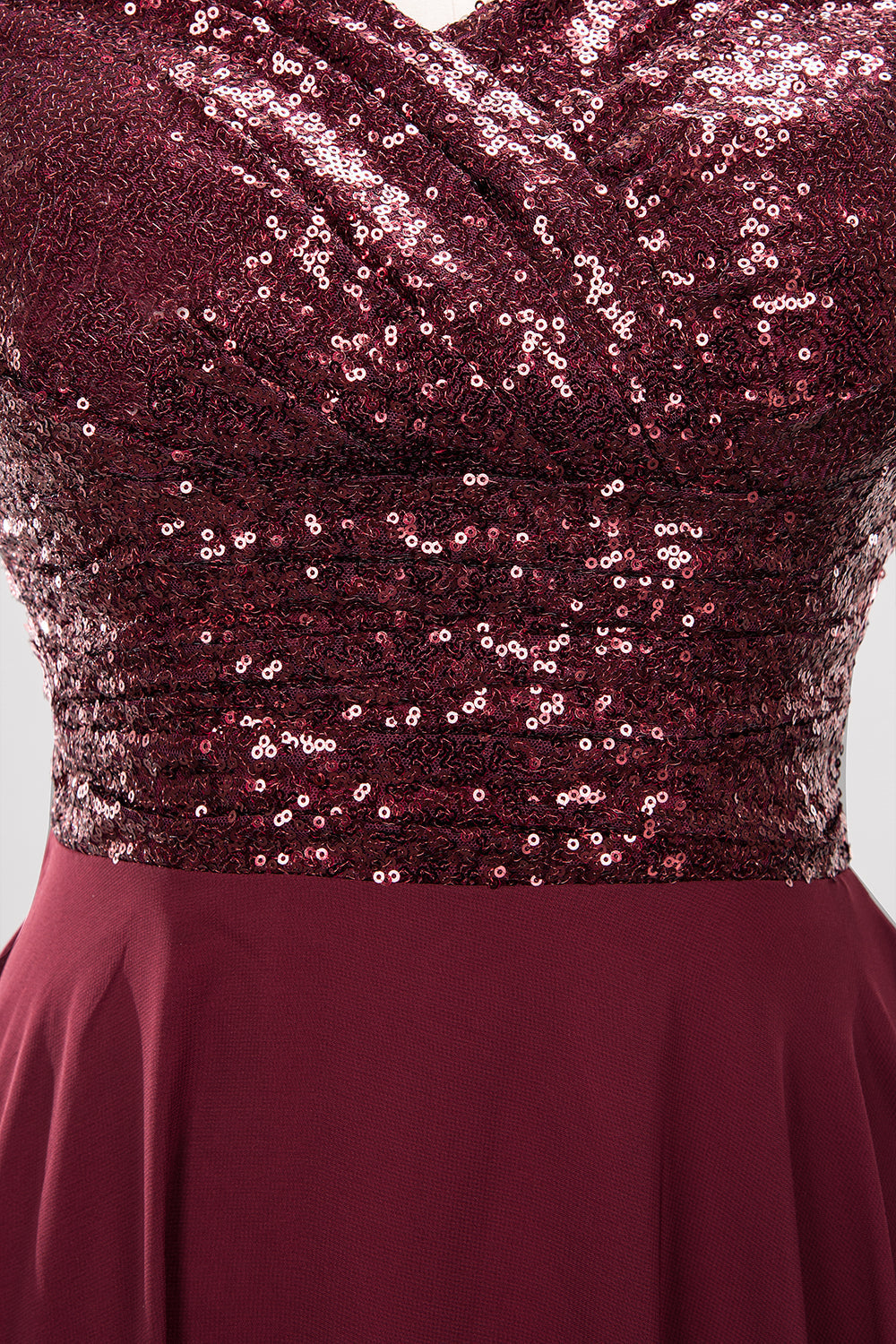 Chic Sequined Top V-Neck Sleeveless Burgundy Bridesmaid Dresses Online