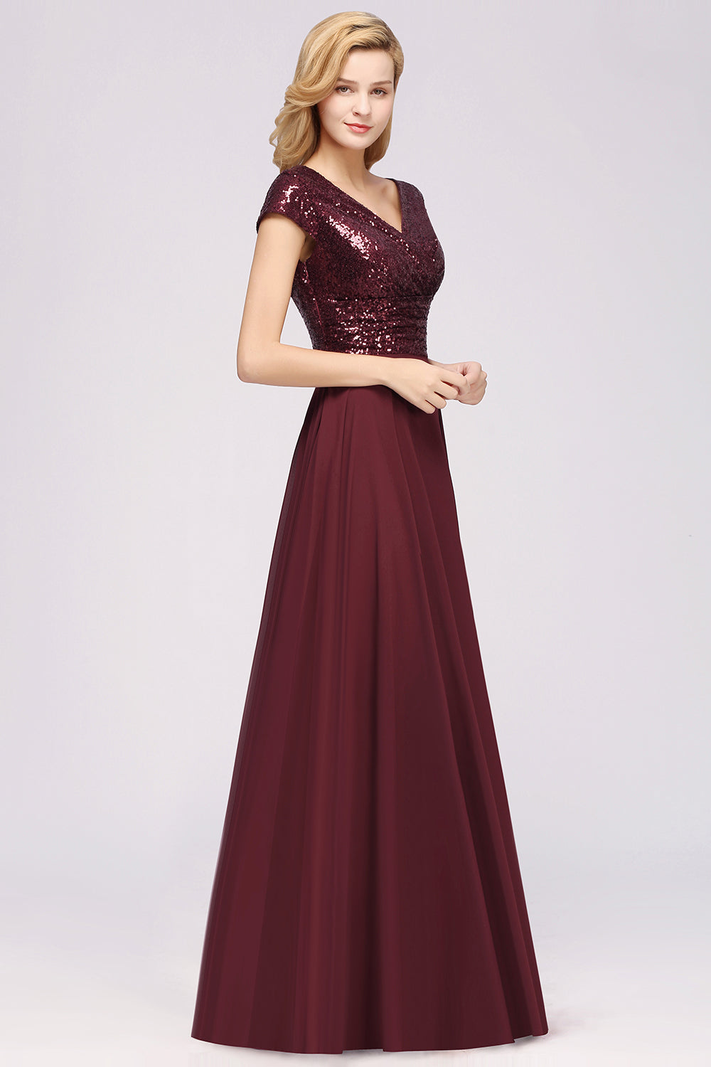 Chic Sequined Top V-Neck Sleeveless Burgundy Bridesmaid Dresses Online