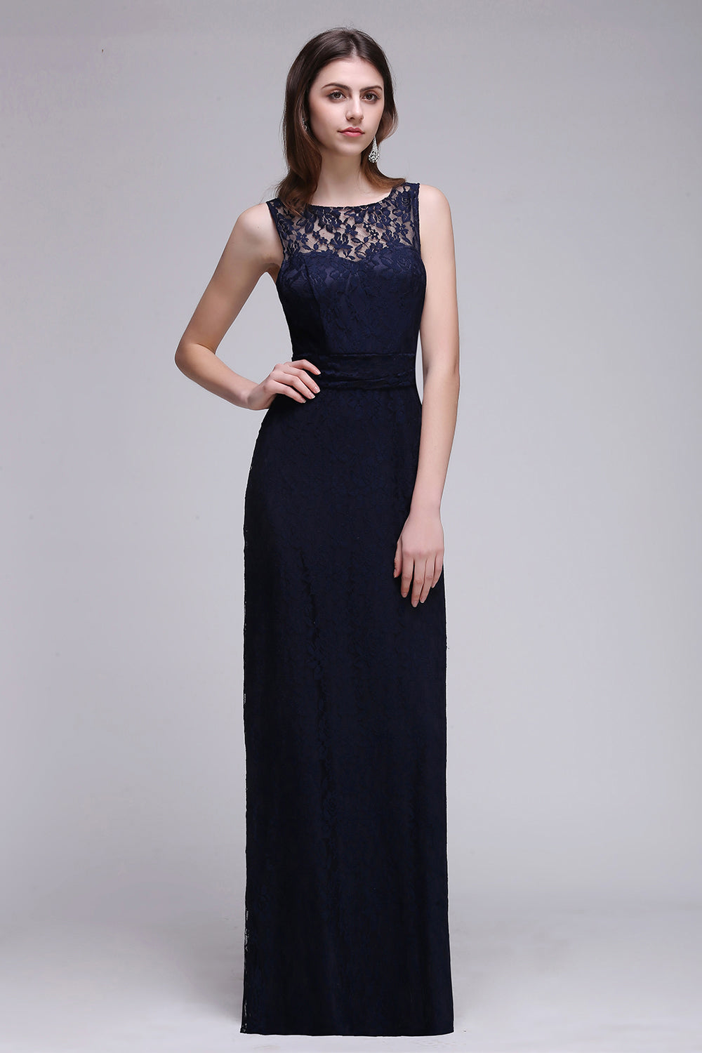 Chic Sleeveless Scoop Lace Bridesmaid Dress with Keyhole Back