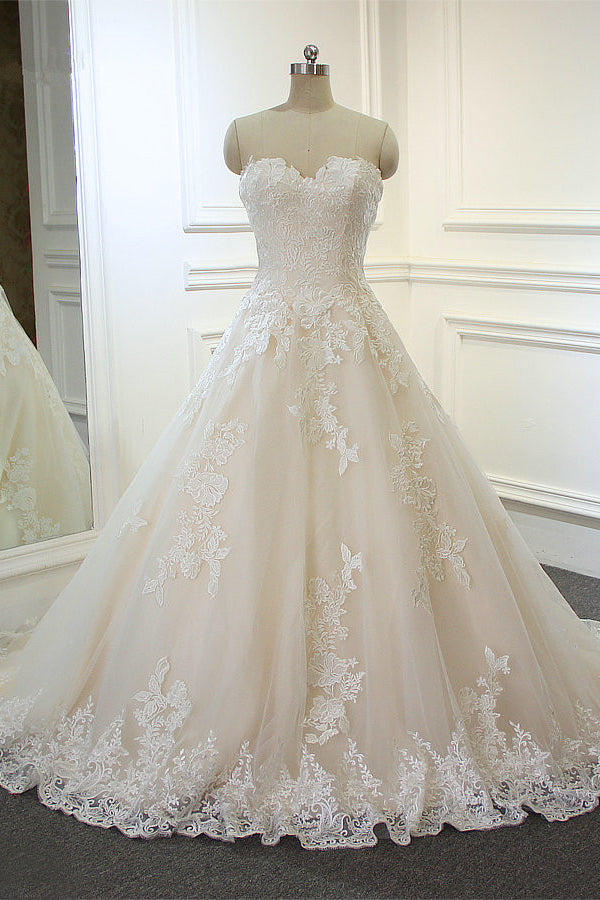 Chic Strapless Tulle Lace Wedding Dress A-Line Sweetheart Appliques Sleeveless Bridal Gowns On Sale