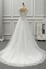 Chic Straps Jewel Tulle Lace Wedding Dress Sleeveless Appliques White Bridal Gowns On Sale