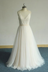 Chic Straps Sleeveless Appliques Wedding Dress A-line Tulle White Bridal Gowns On Sale