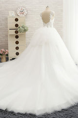 Chic Straps Sleeveless Tulle Wedding Dresses With Appliques White A-line Bridal Gowns Online