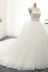 Chic Straps Sleeveless Tulle Wedding Dresses With Appliques White A-line Bridal Gowns Online