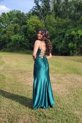 Designer Long Dark Green Sleeveless Spaghetti Straps Prom Gowns With Trendy Slit