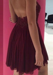 A-Line Halter Chiffon Homecoming Dress with Appliqued Beading