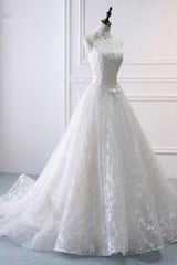 Elegant A-Line Halter Tulle White Wedding Dress Sleeveless Appliques Bridal Gowns On Sale