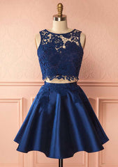 A-Line/Princess Bateau Short/Mini Satin Homecoming Dress With Lace