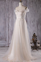 Elegant Cold-shoulder Wedding Dress Sweetheart Appliques Ruffles Bridal Gowns Online