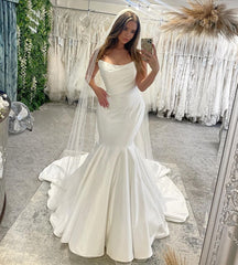 Fabulous Long Floor Length Sleeveless Mermaid Satin Wedding Dress with Ruffles