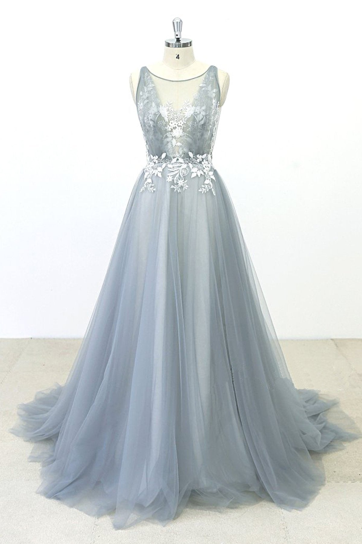 Elegant Gray Tulle Round Neck Beach Wedding Dress Jewel Sweep Train Bridal Gowns On Sale