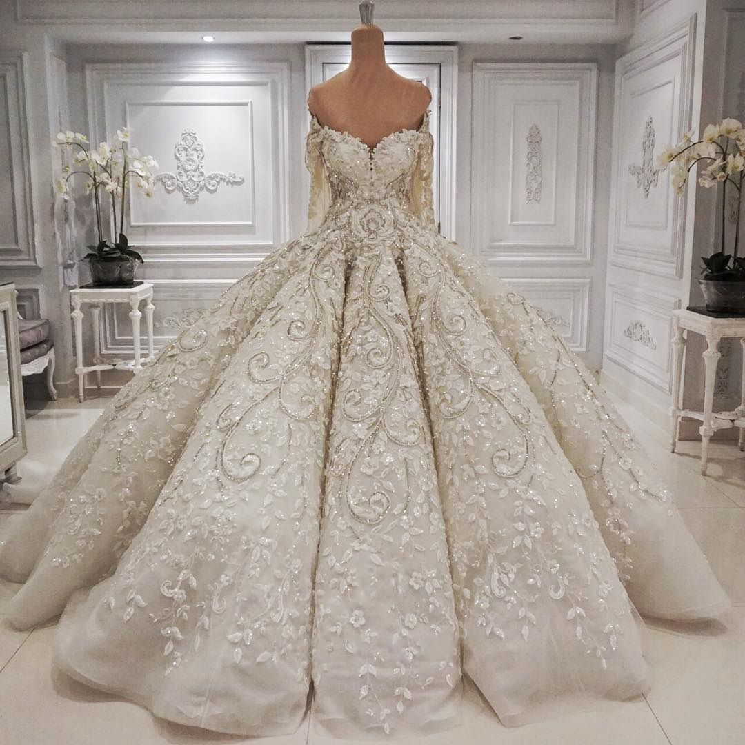 Elegant Longsleeves Sweetheart Ivory Wedding Dresses A-line Tulle Ruffles Bridal Gowns With Appliques Online