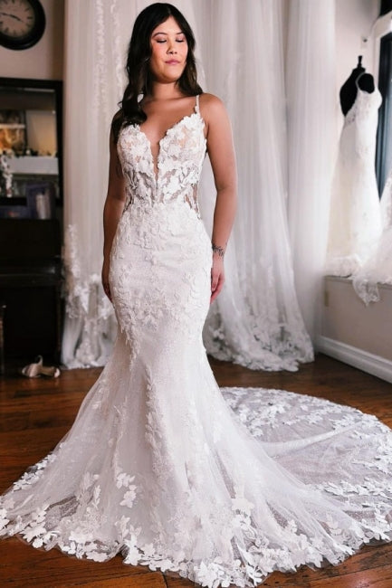 Elegant Spaghetti Straps Sleeveless Mermaid Lace Wedding Dress with Delicate Details