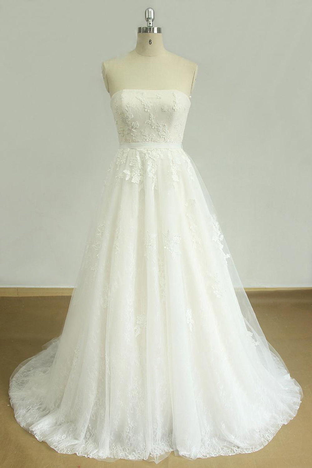 Elegant Strapless Lace Tulle Wedding Dress Appliques White A-line Bridal Gowns On Sale