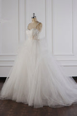 Elegant Straps Tulle Lace Wedding Dress Sweetheart Appliques Beadings Bridal Gowns with Ruffles On Sale