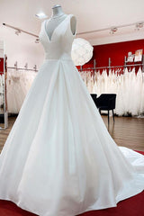 Elegant V Neck Satin White Ruffles Wedding Dresses Long