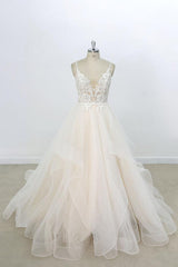 Eye-catching Appliques Tulle A-line Wedding Dress On Sale